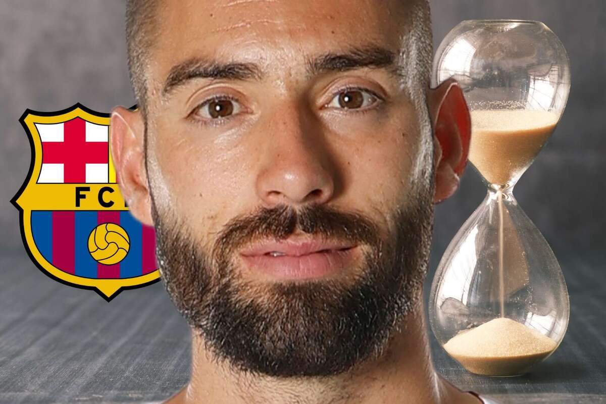 Yannick Carrasco pendiente del reloj y de la decisión del FC Barcelona