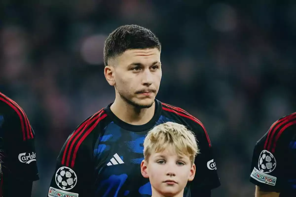Roony Bardghji se acerca al Barcelona Roony Bardghji se acerca al Barcelona