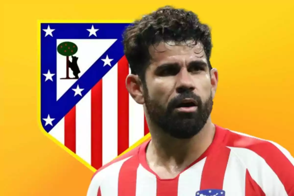 Futbolista con camiseta rojiblanca frente al escudo del Atlético de Madrid sobre fondo amarillo