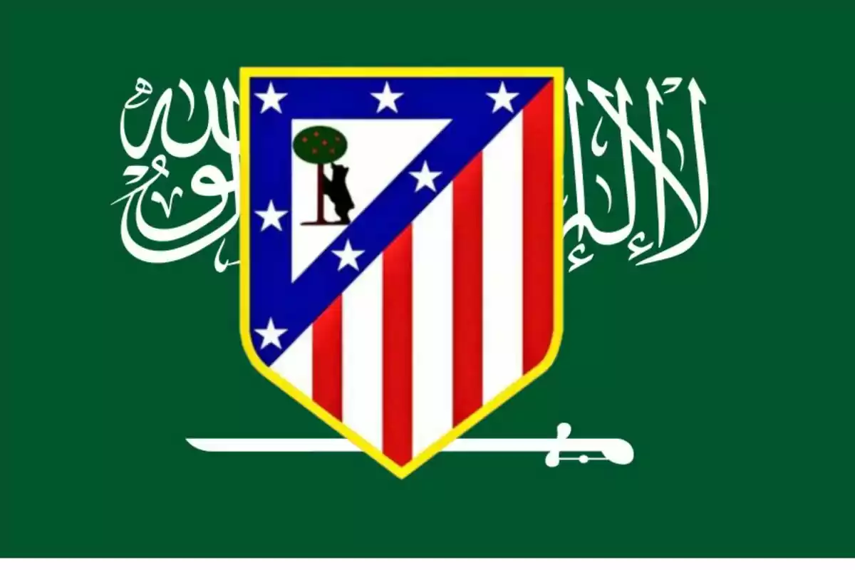 Escudo del Atlético de Madrid sobre la bandera de Arabia Saudita