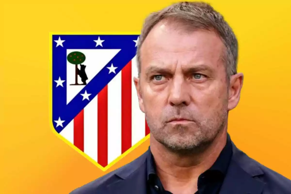 Hombre de expresión seria con el escudo del Atlético de Madrid al fondo sobre un fondo amarillo