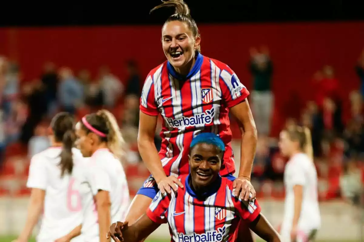 Atlético de Madrid 4-0 Madrid CFF: Ajibade, desatada, amplía el récord en Liga F