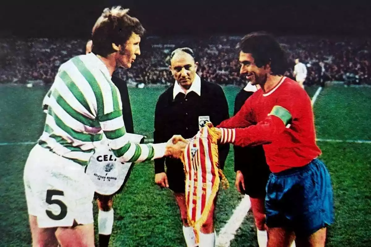 Imagen del partido entre el Celtic de Glasgow y Atlético de Madrid en 1974