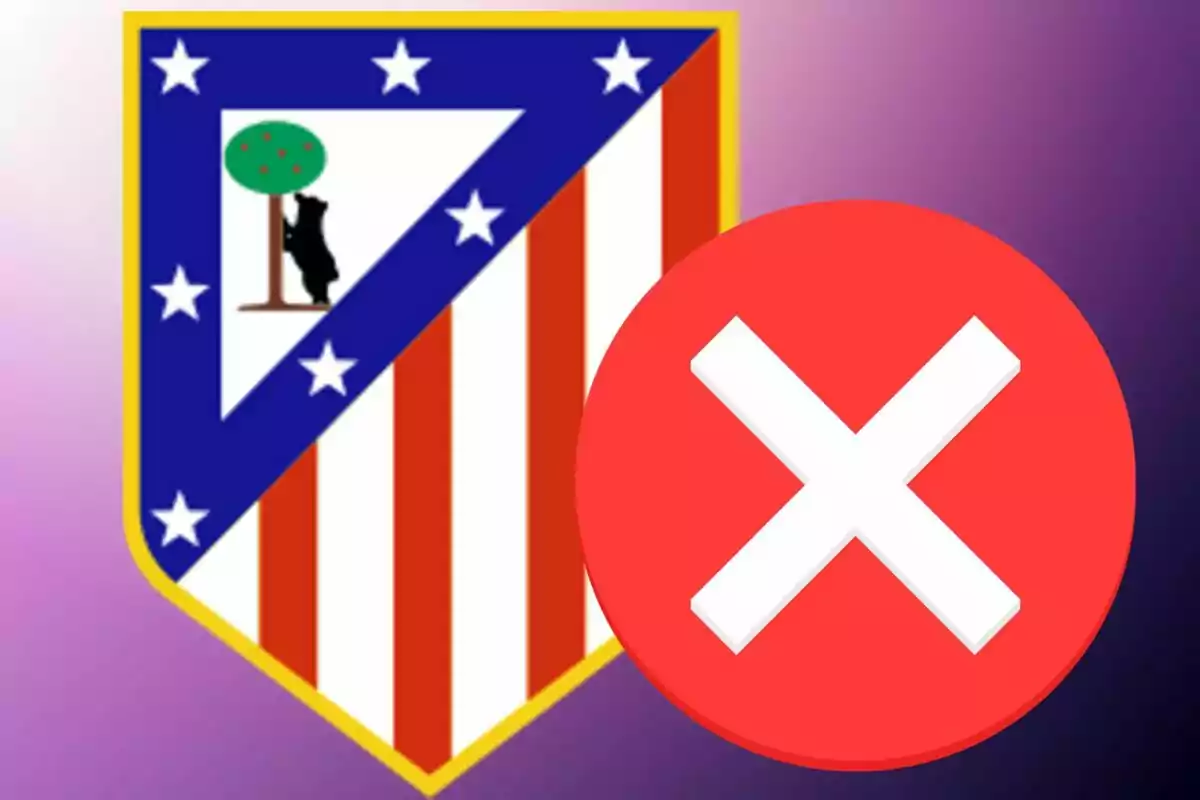 Escudo de un equipo de fútbol con un símbolo de prohibición superpuesto.