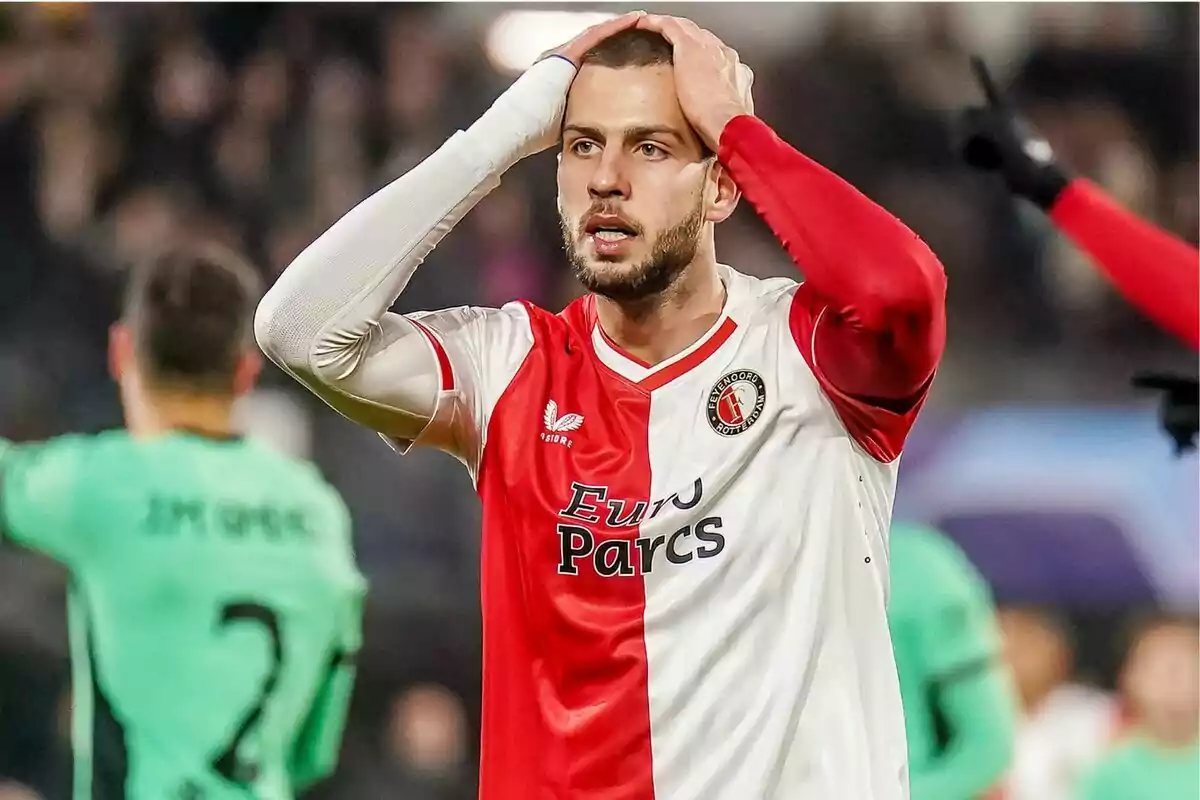 Imagen de David Hancko con el Feyenoord