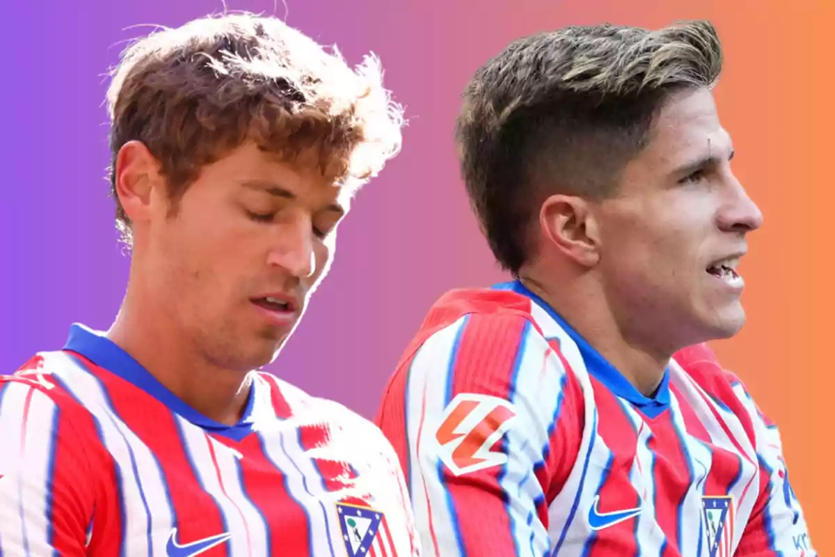 Dos jugadores de fútbol con camisetas a rayas rojas y blancas sobre un fondo degradado de colores cálidos.