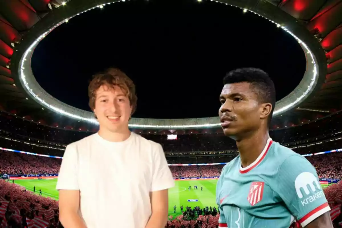 Dos personas en un estadio de fútbol, una con camiseta blanca y otra con uniforme deportivo.