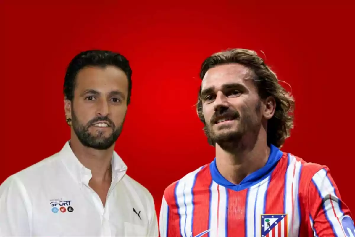 Dos hombres posando frente a un fondo rojo, uno con camisa blanca y el otro con camiseta de rayas rojas y blancas.