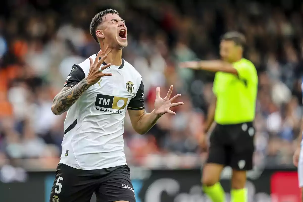 Enzo Barrenechea puede llegar al Atlético Enzo Barrenechea puede llegar al Atlético