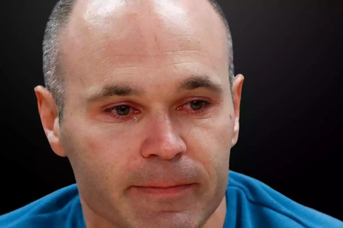 Andrés Iniesta llorando