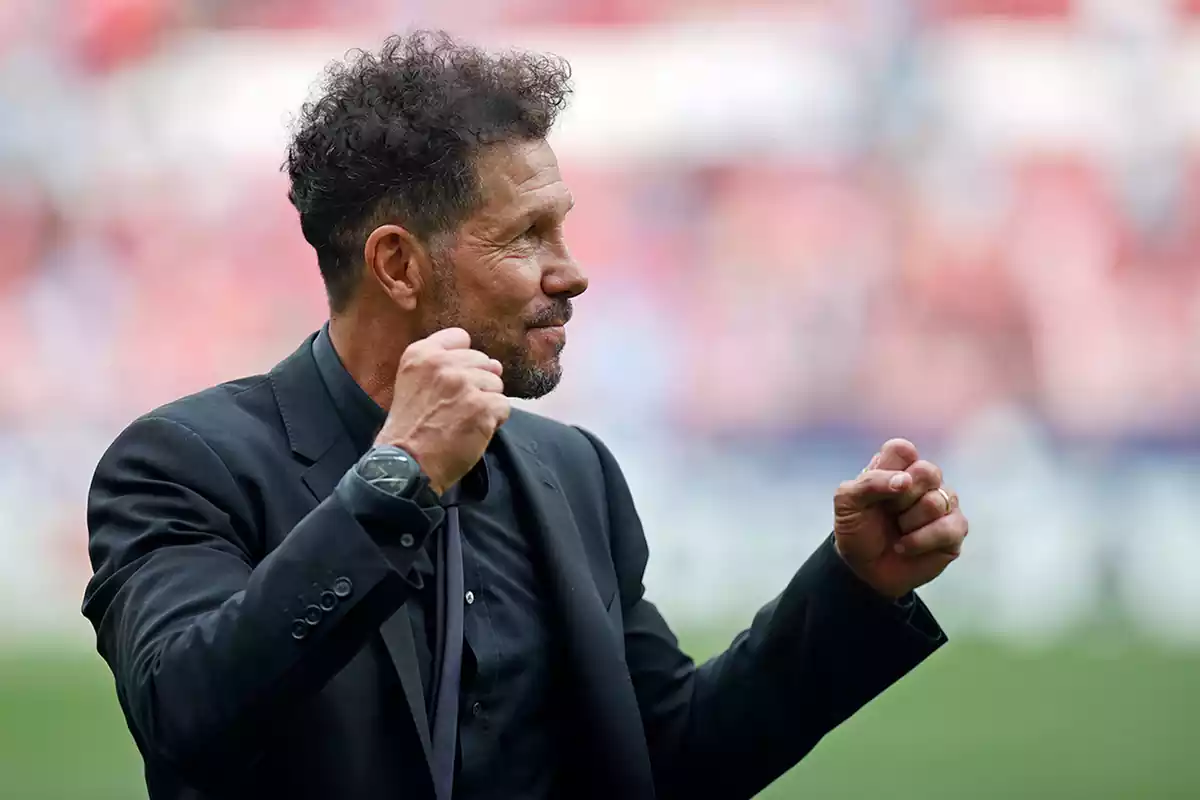 Simeone en un partido en el Metropolitano