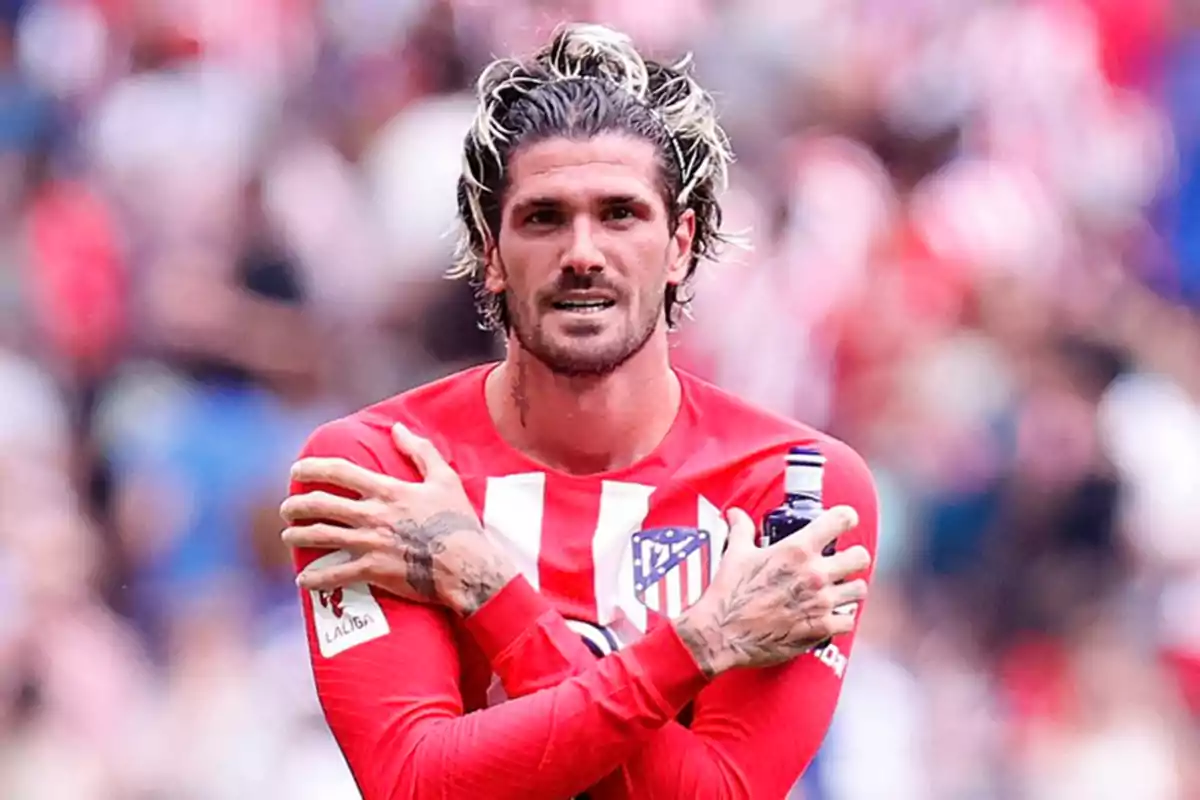 De Paul celebrando un gol con el Atlético de Madrid