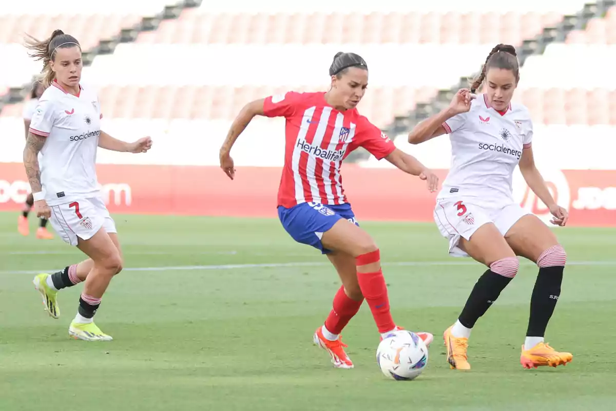 El Atlético de Madrid depende de sí mismo para alcanzar la Champions