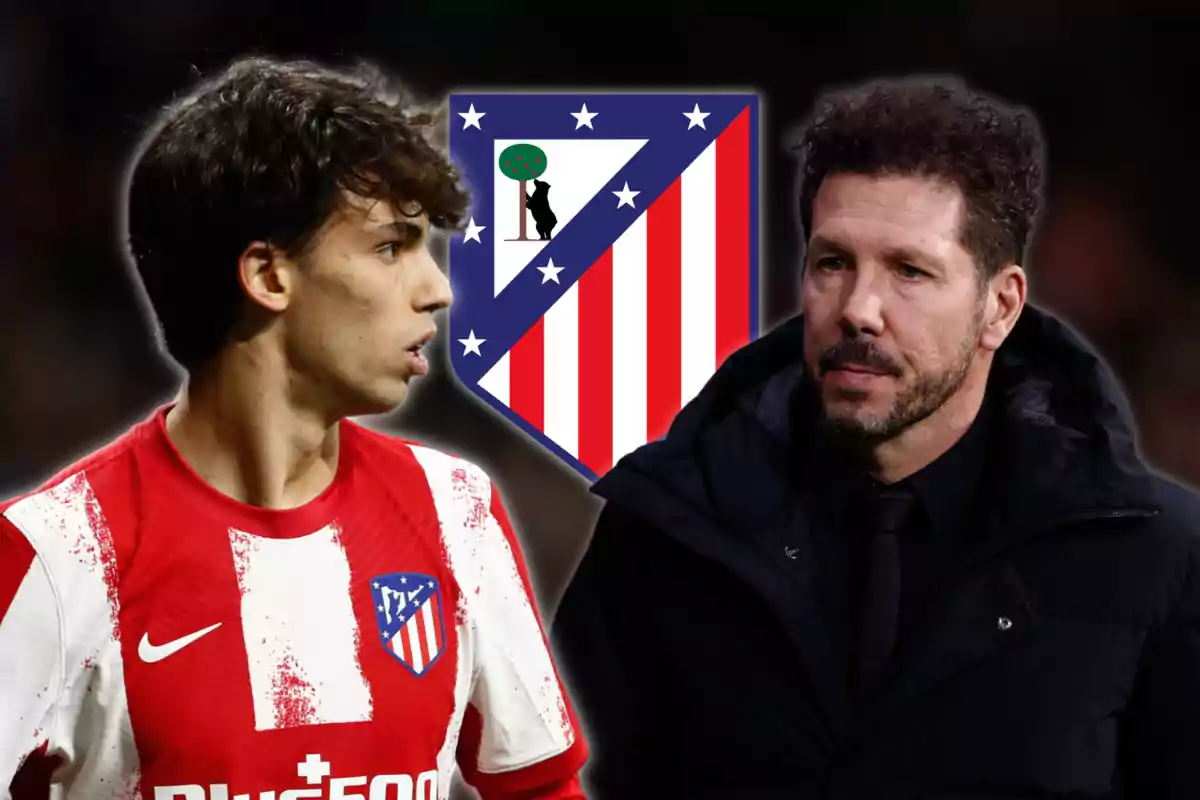 Un jugador del Atlético de Madrid con el uniforme del equipo y un hombre con chaqueta oscura, con el escudo del club en el fondo.