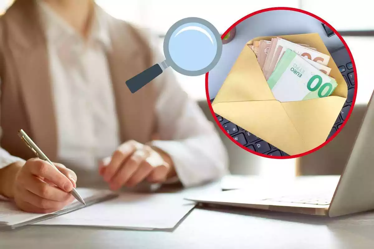 Imagen de fondo de una persona con papeles y un ordenador y otra con billetes dentro de un sobre y un emoticono de una lupa