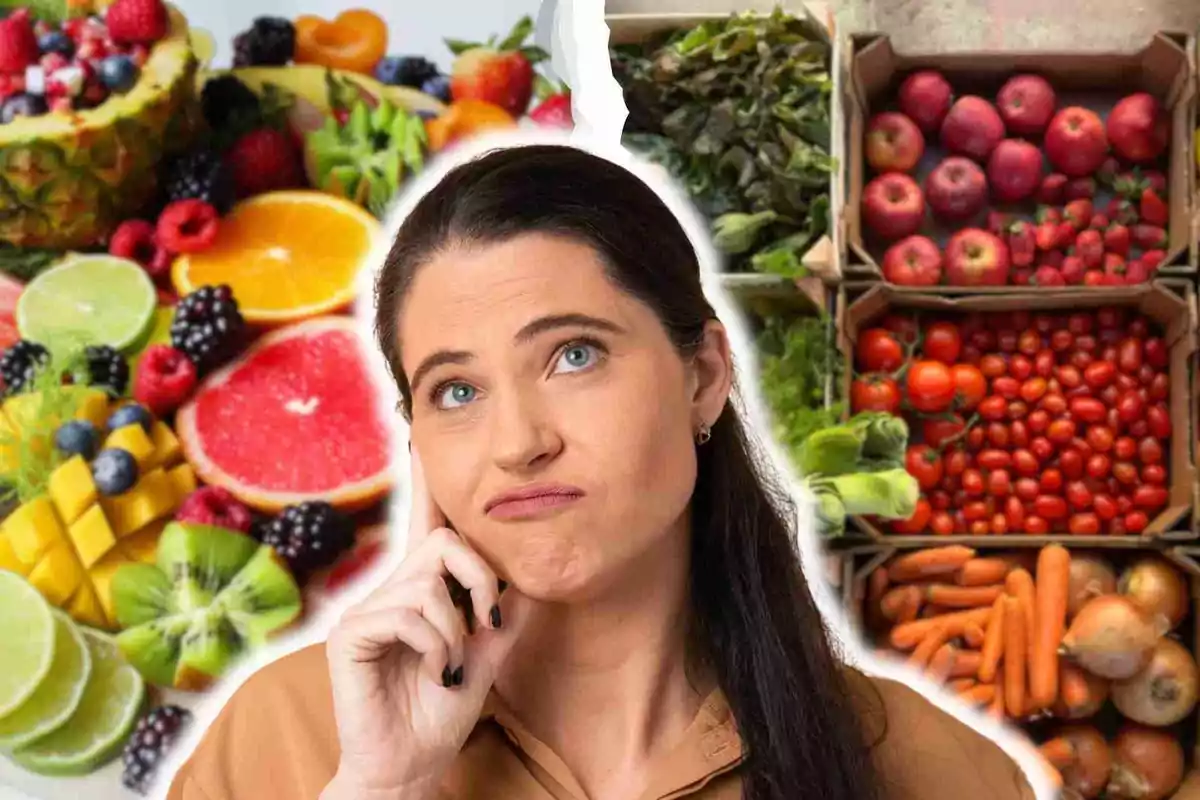 Una mujer pensativa con el fondo dividido entre frutas coloridas a la izquierda y cajas de verduras y frutas a la derecha.
