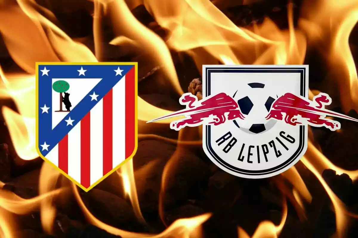 Escudos de los equipos de fútbol Atlético de Madrid y RB Leipzig sobre un fondo de llamas.