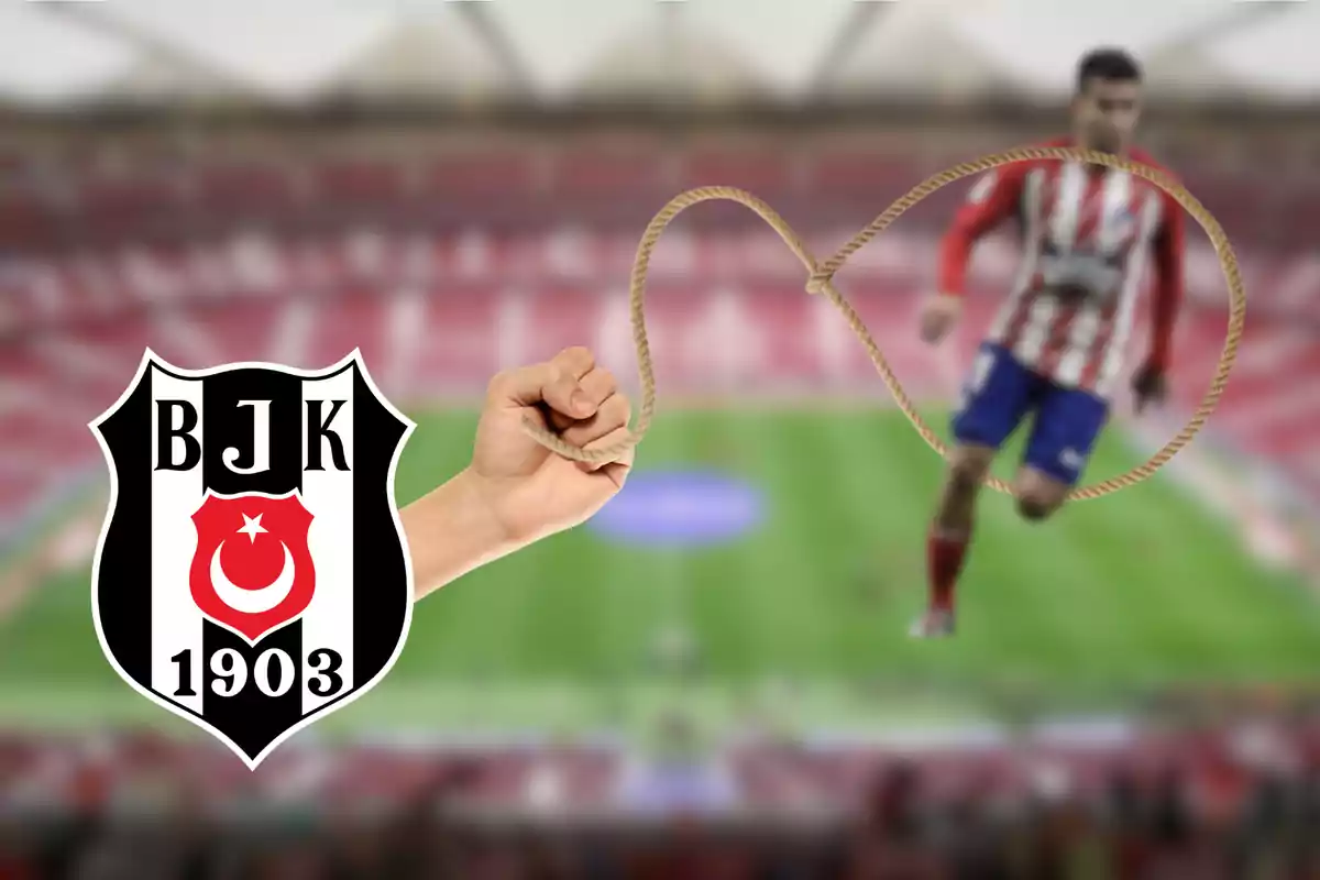 Una mano sosteniendo una cuerda en forma de lazo, con el escudo del Beşiktaş J.K. a la izquierda y un jugador de fútbol desenfocado al fondo.