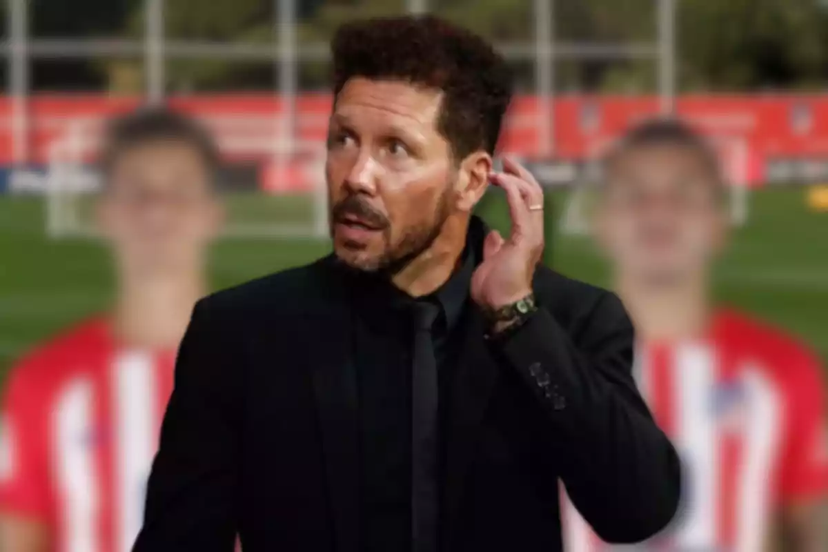 Montaje de Simeone con Llorente y Correa