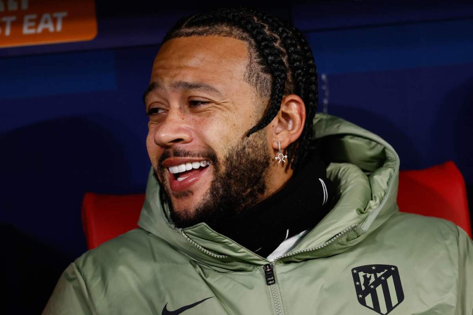 Mempahis Depay sufrió un golpe en el último entrenamiento