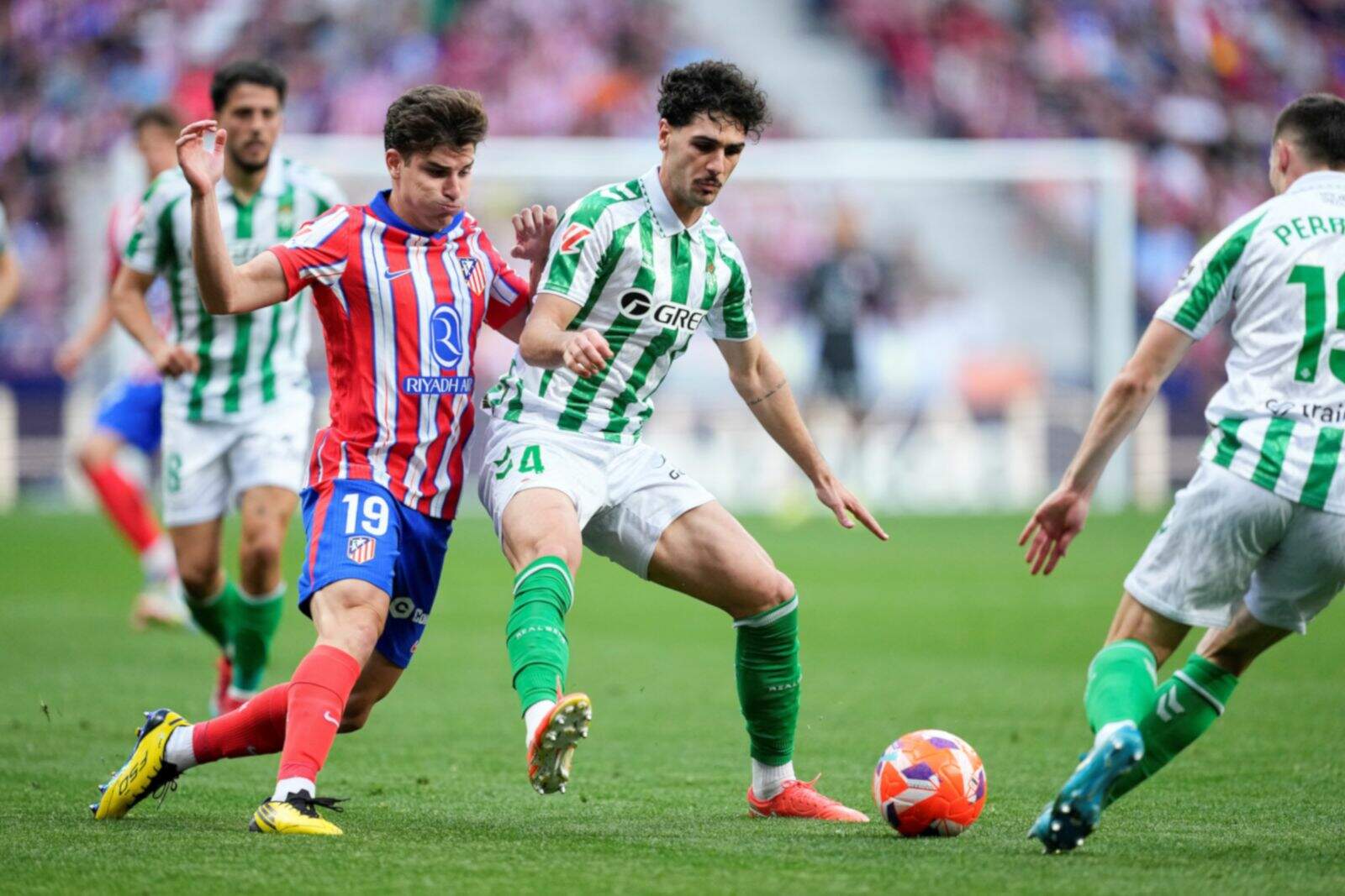 Cardoso ante el Atlético de Madrid